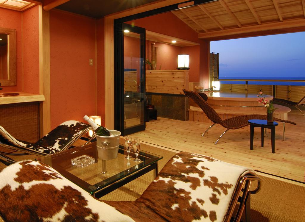 Hotel Shin Kaikatei Izumi Izu  Exterior foto